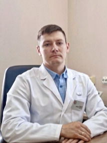 Главный врач Шаталов Алексей Сергеевич.